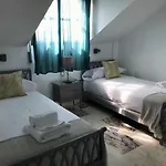 Casa Puerta De Santa Cruz Apartman *