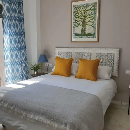 Apartment Casa Puerta De Santa Cruz *